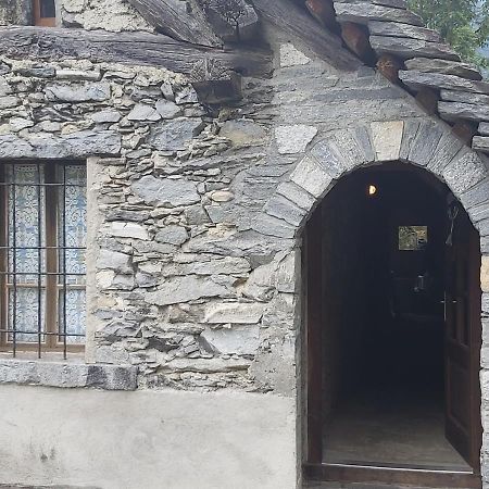 Tepilanti Villa Cerentino Eksteriør billede